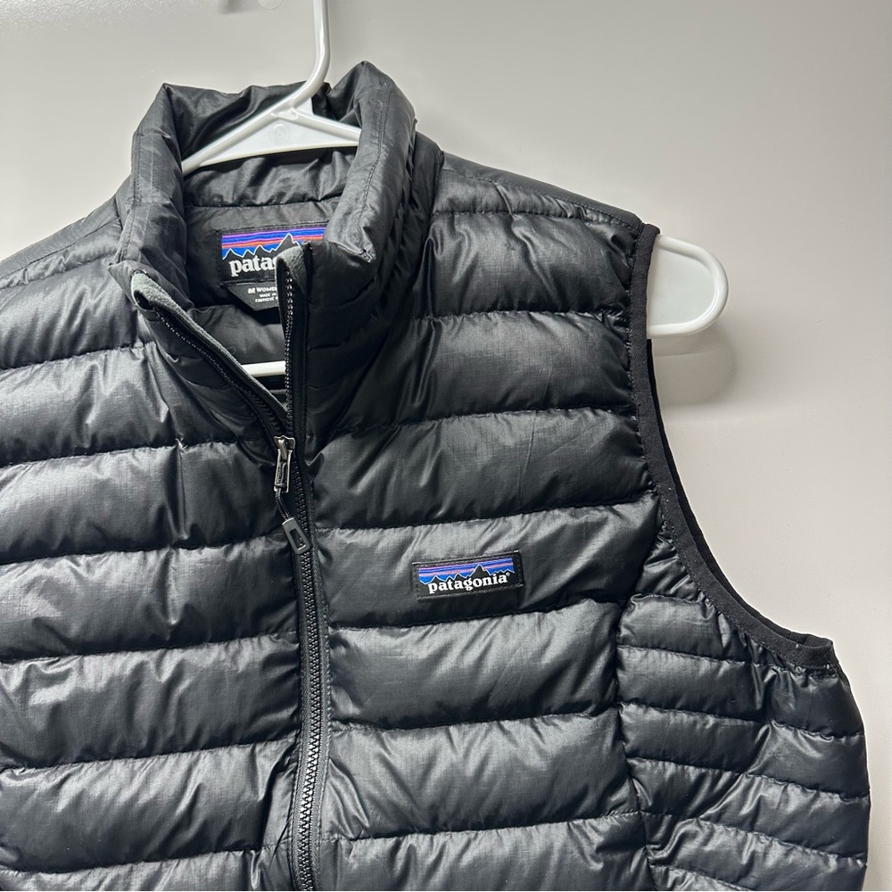 Patagonia Women's Black Puffer Vest Goose Down Outdoor Athletic Hiking Medium - Picture 3 of 7